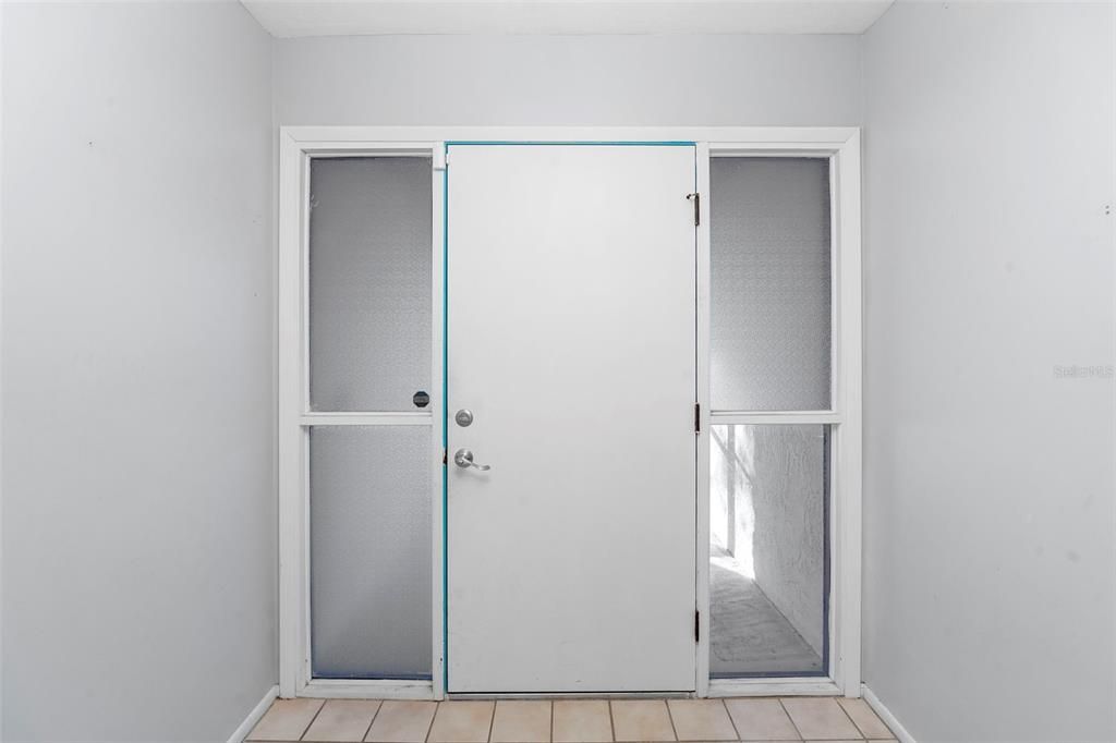 For Sale: $339,000 (3 beds, 2 baths, 1594 Square Feet)