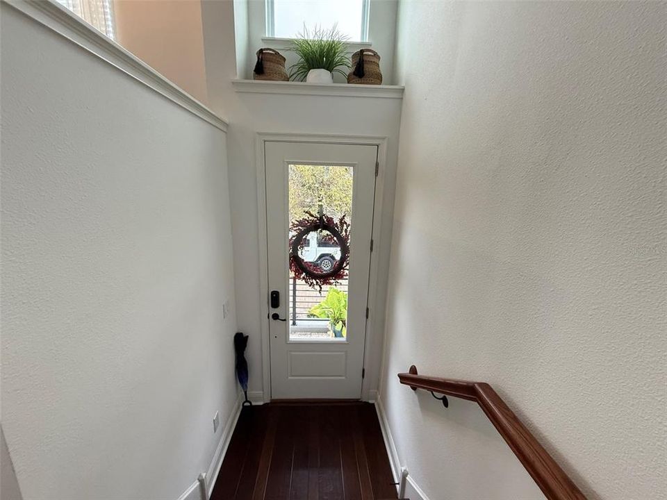 En Venta: $649,900 (4 camas, 3 baños, 2239 Pies cuadrados)