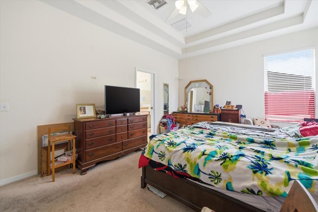 На продажу: $370,000 (3 спален, 2 ванн, 1963 Квадратных фут)