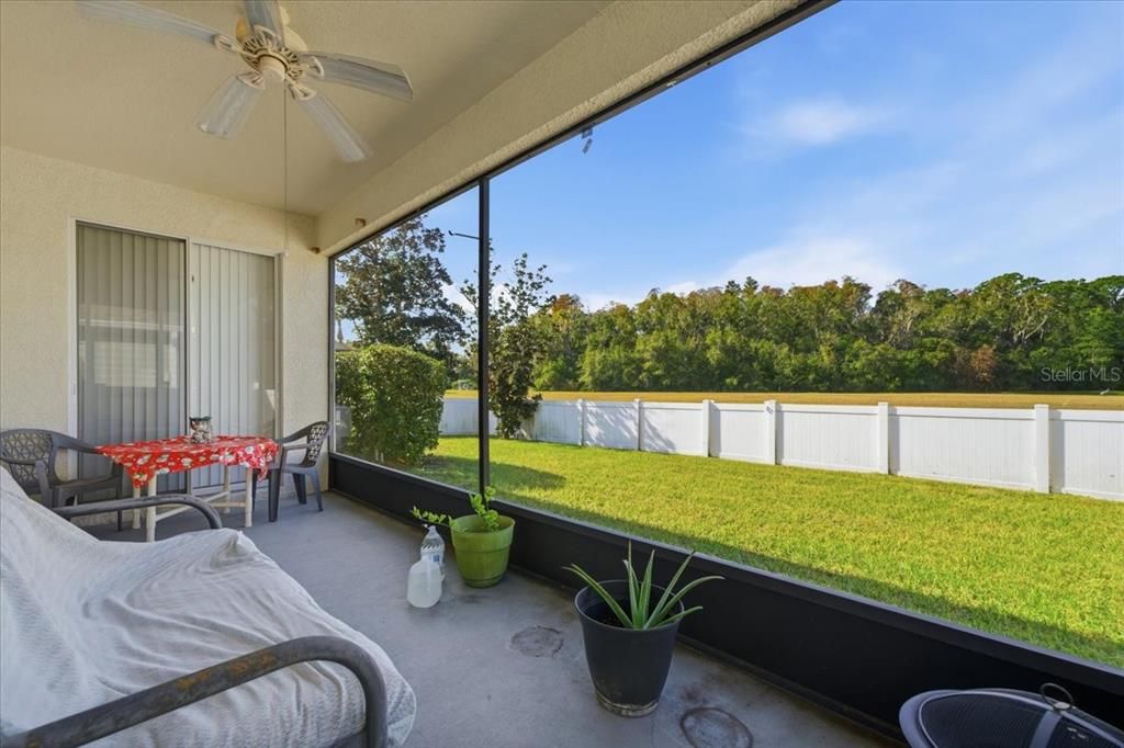 На продажу: $370,000 (3 спален, 2 ванн, 1963 Квадратных фут)