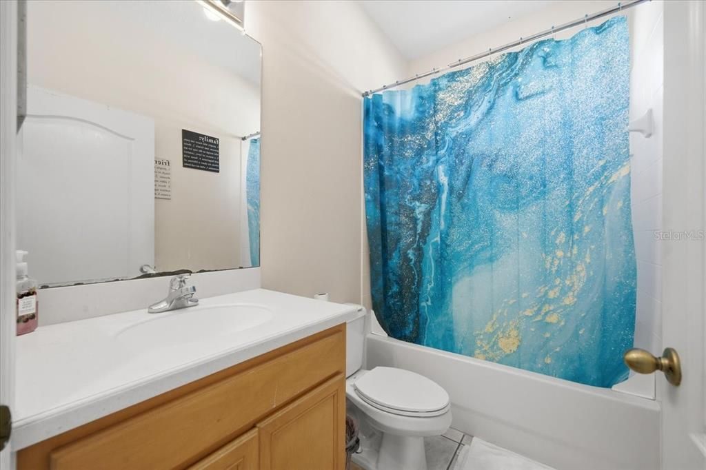 На продажу: $370,000 (3 спален, 2 ванн, 1963 Квадратных фут)