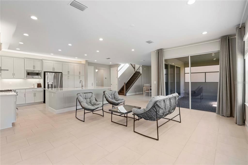 For Rent: $4,200 (4 beds, 4 baths, 2961 Square Feet)