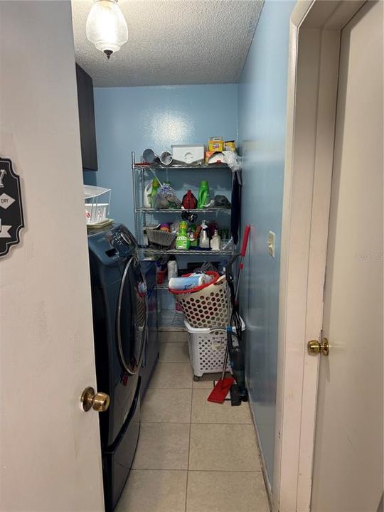 En Venta: $265,000 (3 camas, 1 baños, 1350 Pies cuadrados)