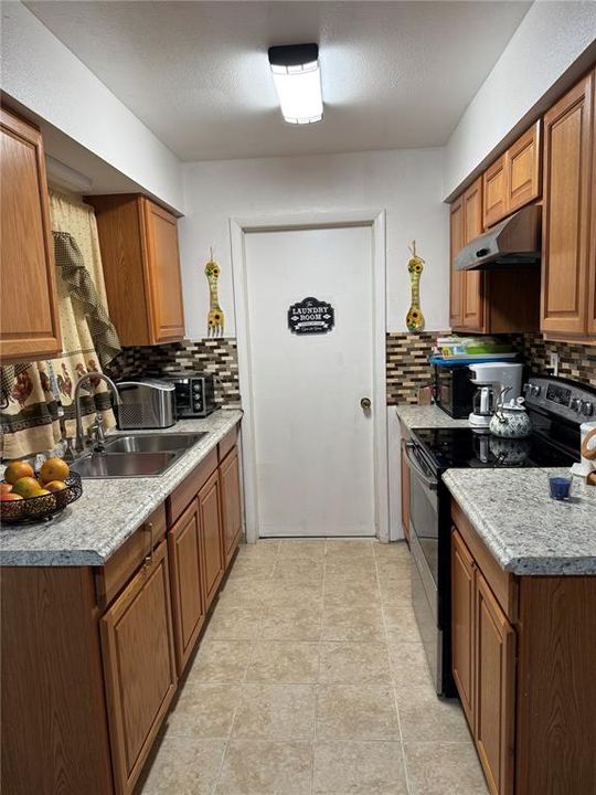 En Venta: $265,000 (3 camas, 1 baños, 1350 Pies cuadrados)