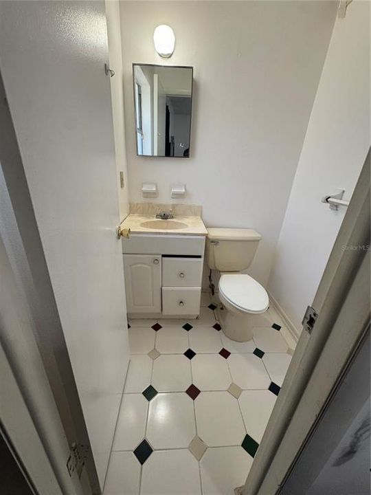 En Venta: $265,000 (3 camas, 1 baños, 1350 Pies cuadrados)