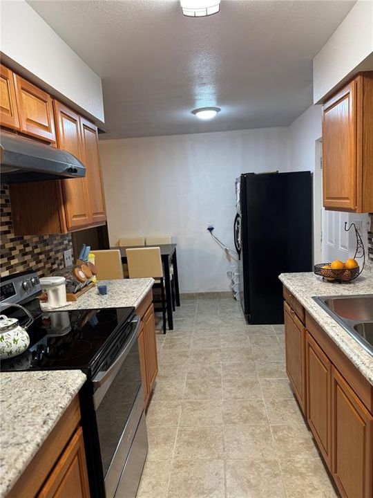 En Venta: $265,000 (3 camas, 1 baños, 1350 Pies cuadrados)