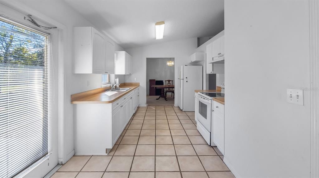 En Venta: $328,000 (3 camas, 2 baños, 1425 Pies cuadrados)