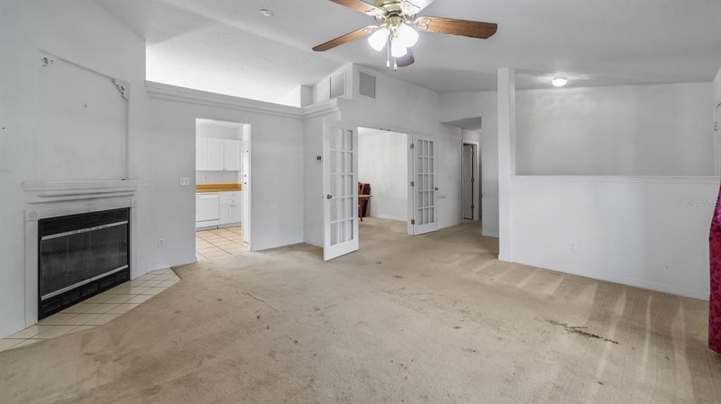 En Venta: $328,000 (3 camas, 2 baños, 1425 Pies cuadrados)