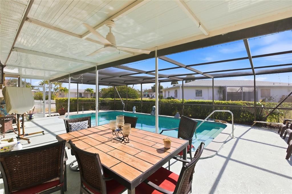 For Sale: $360,000 (3 beds, 2 baths, 1511 Square Feet)