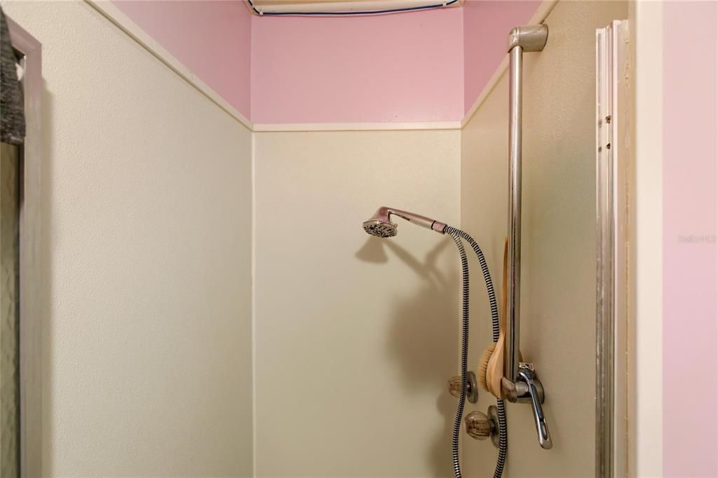 For Sale: $360,000 (3 beds, 2 baths, 1511 Square Feet)