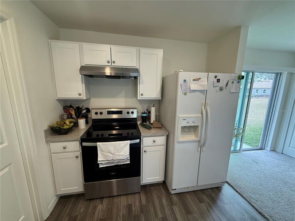 For Sale: $235,000 (2 beds, 1 baths, 1062 Square Feet)