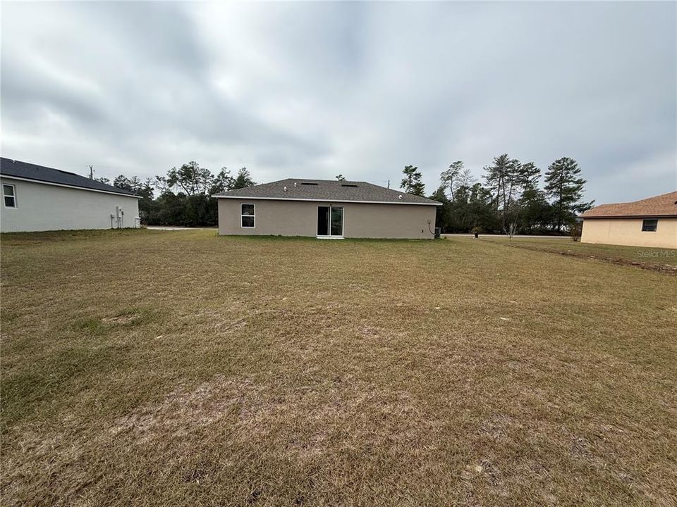 For Sale: $235,000 (2 beds, 1 baths, 1062 Square Feet)