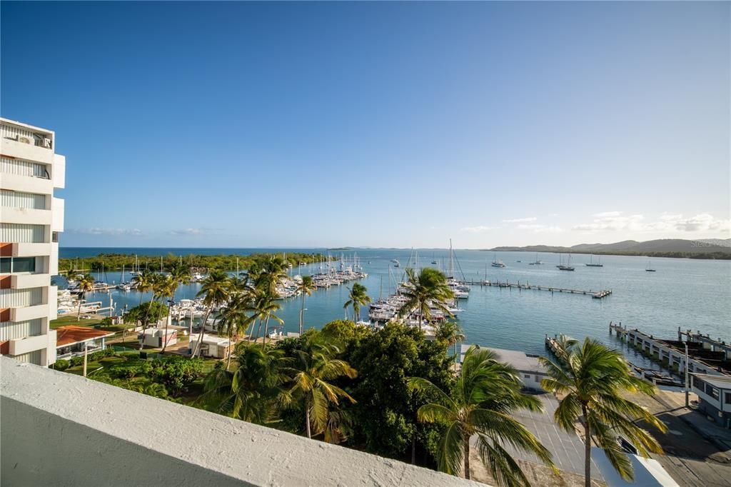 En Venta: $350,000 (2 camas, 2 baños, 873 Pies cuadrados)