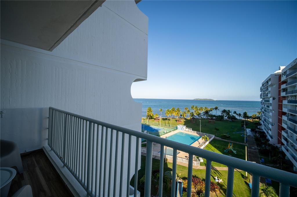 En Venta: $350,000 (2 camas, 2 baños, 873 Pies cuadrados)