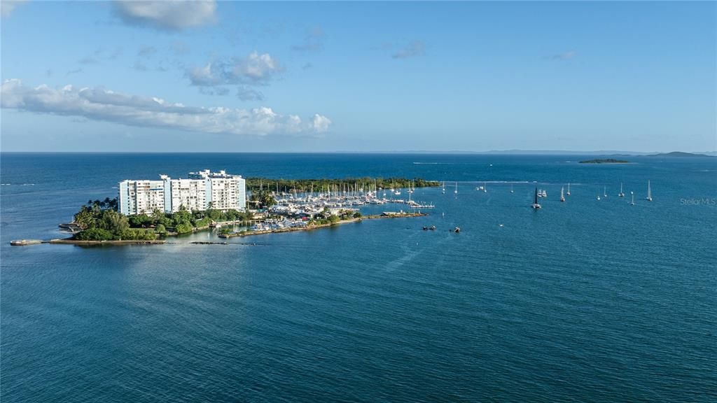 En Venta: $350,000 (2 camas, 2 baños, 873 Pies cuadrados)