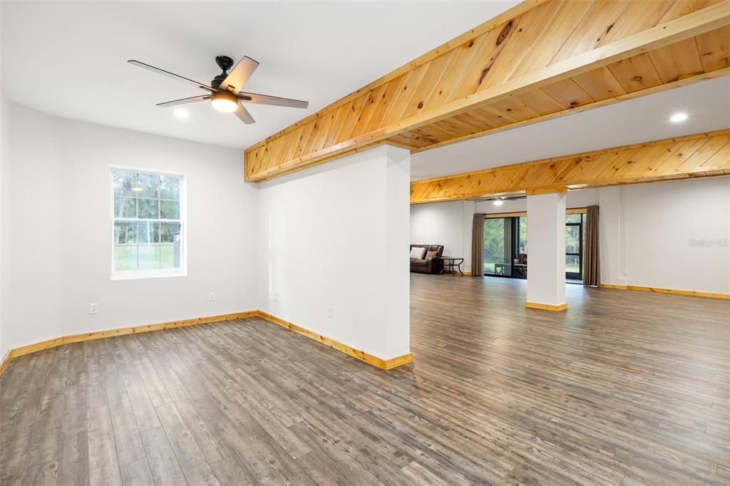 На продажу: $714,000 (3 спален, 2 ванн, 3762 Квадратных фут)