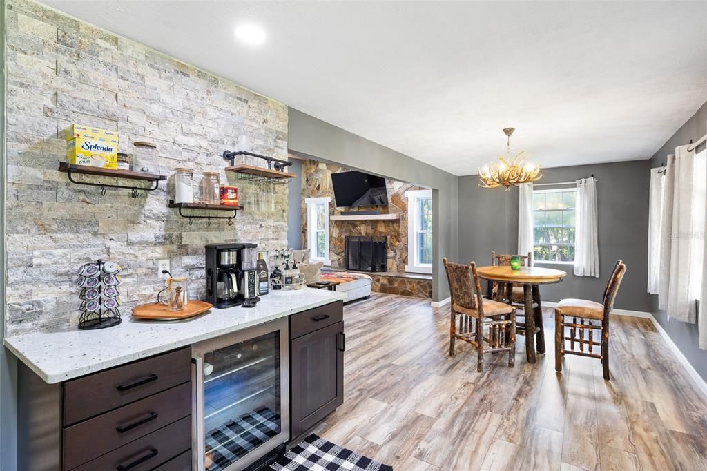 На продажу: $714,000 (3 спален, 2 ванн, 3762 Квадратных фут)