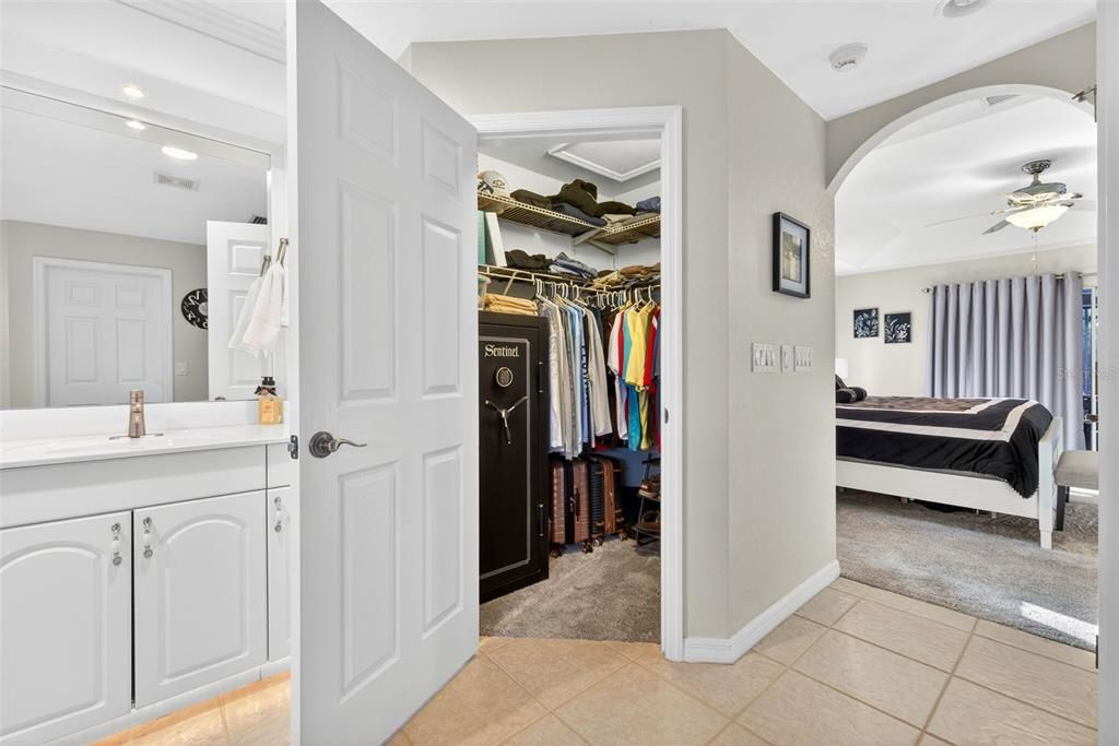 En Venta: $536,900 (3 camas, 2 baños, 1922 Pies cuadrados)