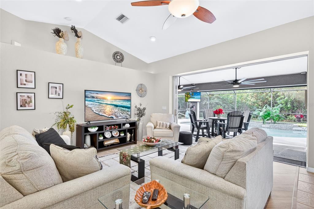 En Venta: $536,900 (3 camas, 2 baños, 1922 Pies cuadrados)