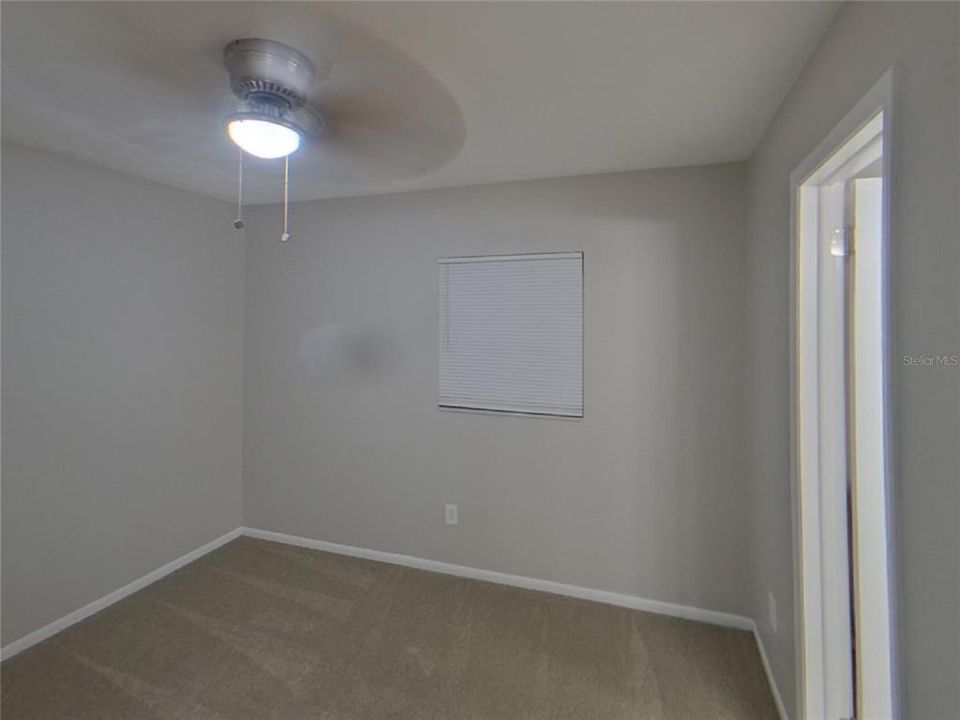 出租: $2,399 (4 贝兹, 1 浴室, 1285 平方英尺)