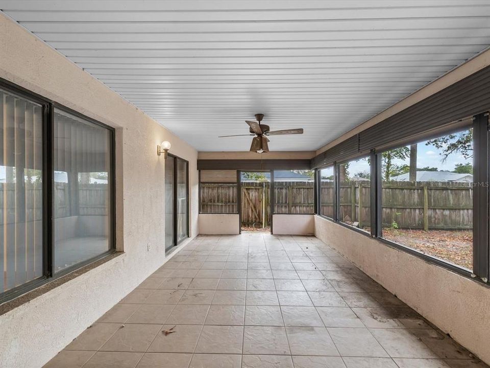 待售: $230,000 (2 贝兹, 2 浴室, 1634 平方英尺)