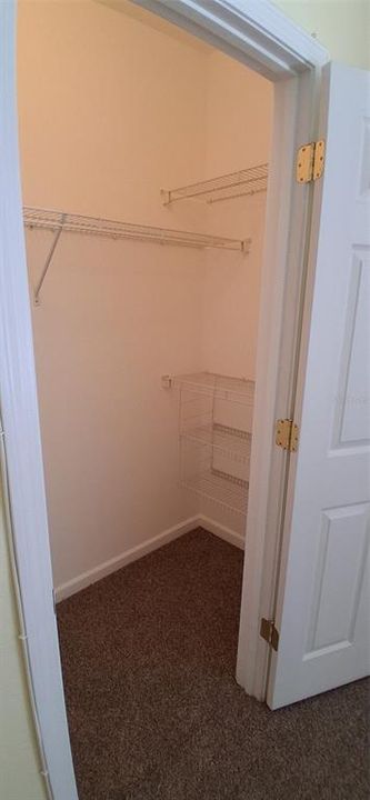 For Rent: $1,300 (1 beds, 1 baths, 750 Square Feet)