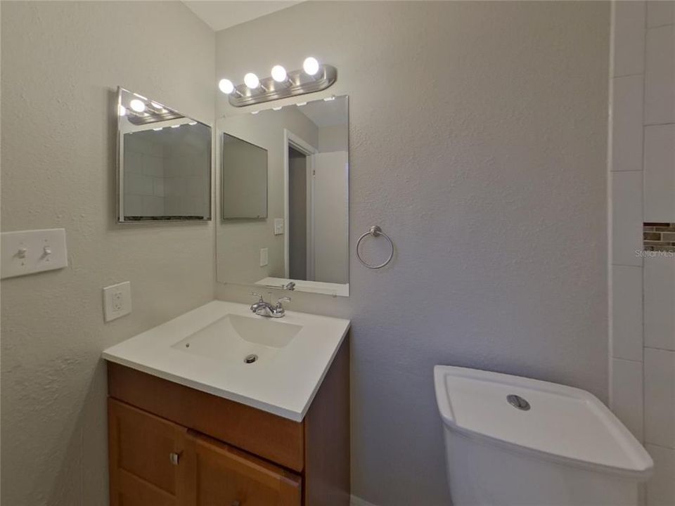 En Renta: $2,399 (3 camas, 2 baños, 1460 Pies cuadrados)