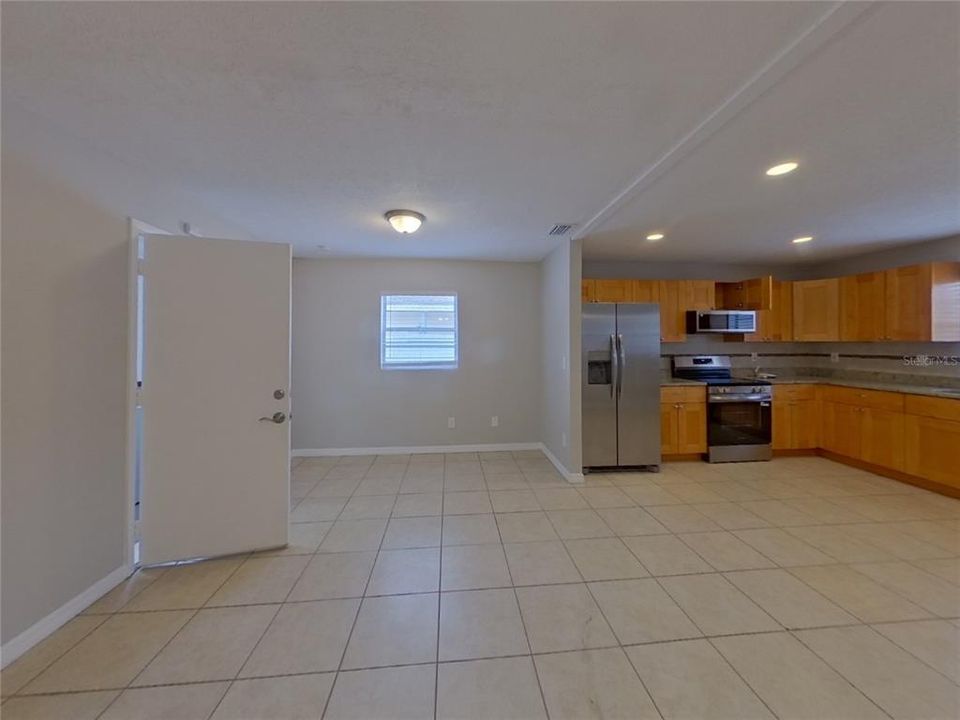 En Renta: $2,399 (3 camas, 2 baños, 1460 Pies cuadrados)