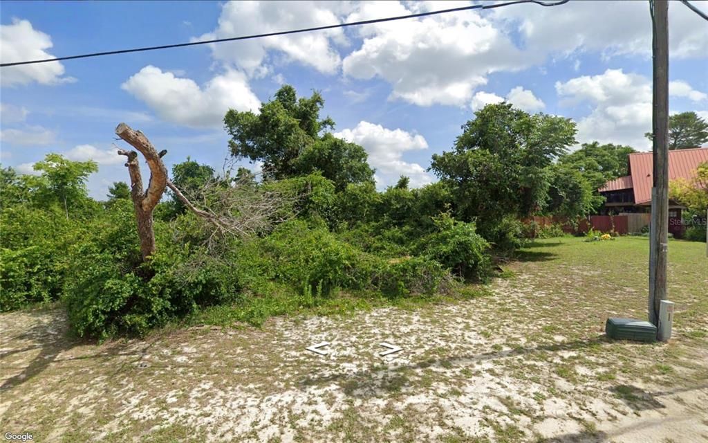 待售: $60,000 (0.37 acres)