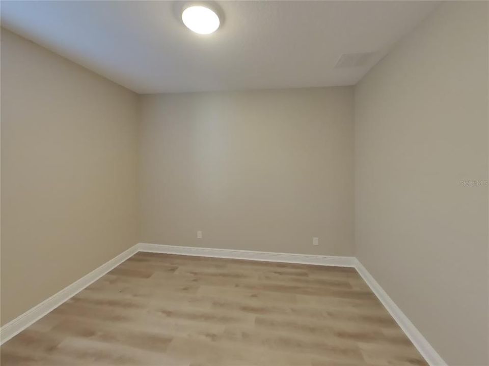 For Rent: $3,949 (5 beds, 4 baths, 3170 Square Feet)