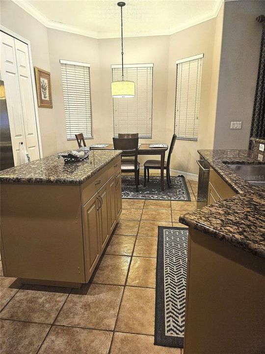 For Sale: $785,000 (5 beds, 4 baths, 3336 Square Feet)