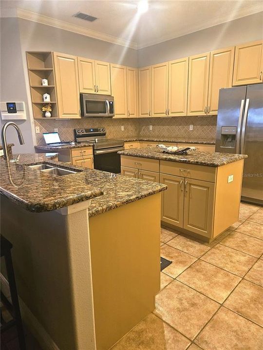 For Sale: $785,000 (5 beds, 4 baths, 3336 Square Feet)