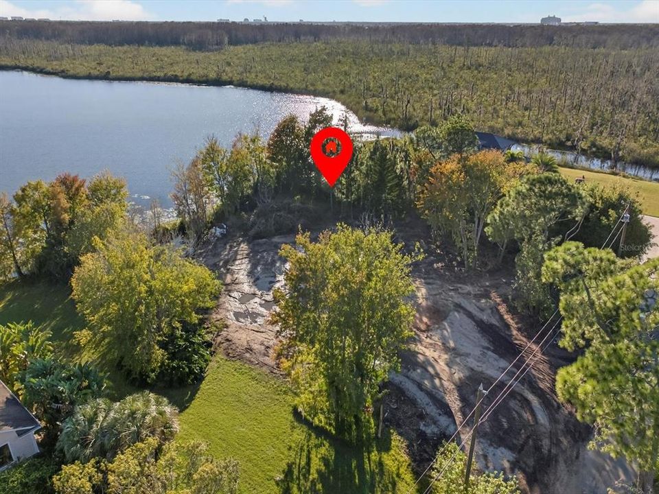 待售: $1,600,000 (1.04 acres)