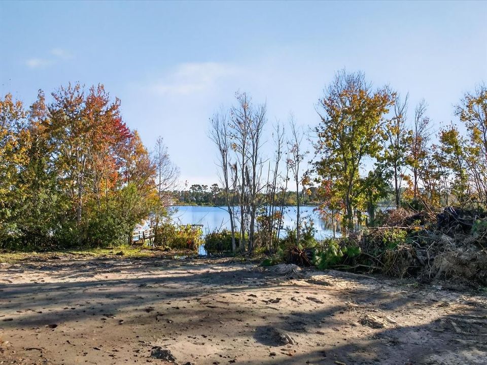 En Venta: $1,600,000 (1.04 acres)