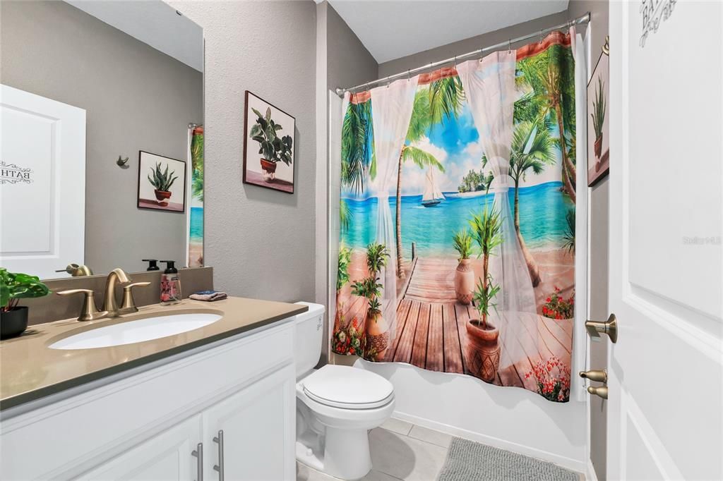 For Sale: $598,000 (6 beds, 5 baths, 3291 Square Feet)