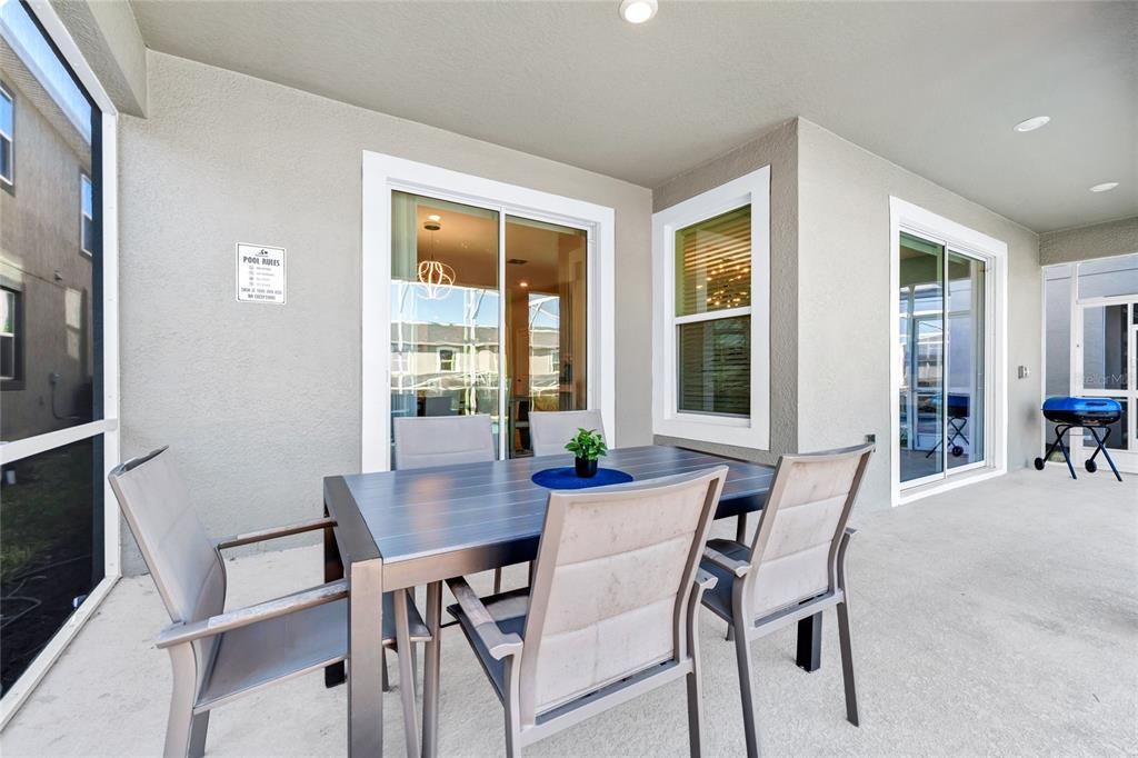 For Sale: $598,000 (6 beds, 5 baths, 3291 Square Feet)