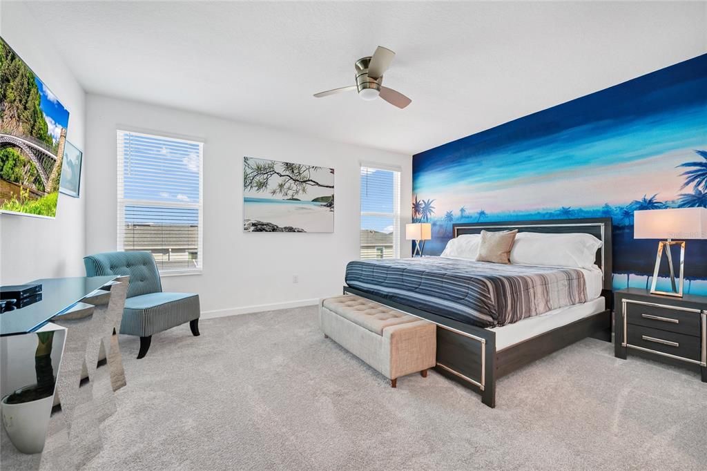 For Sale: $598,000 (6 beds, 5 baths, 3291 Square Feet)