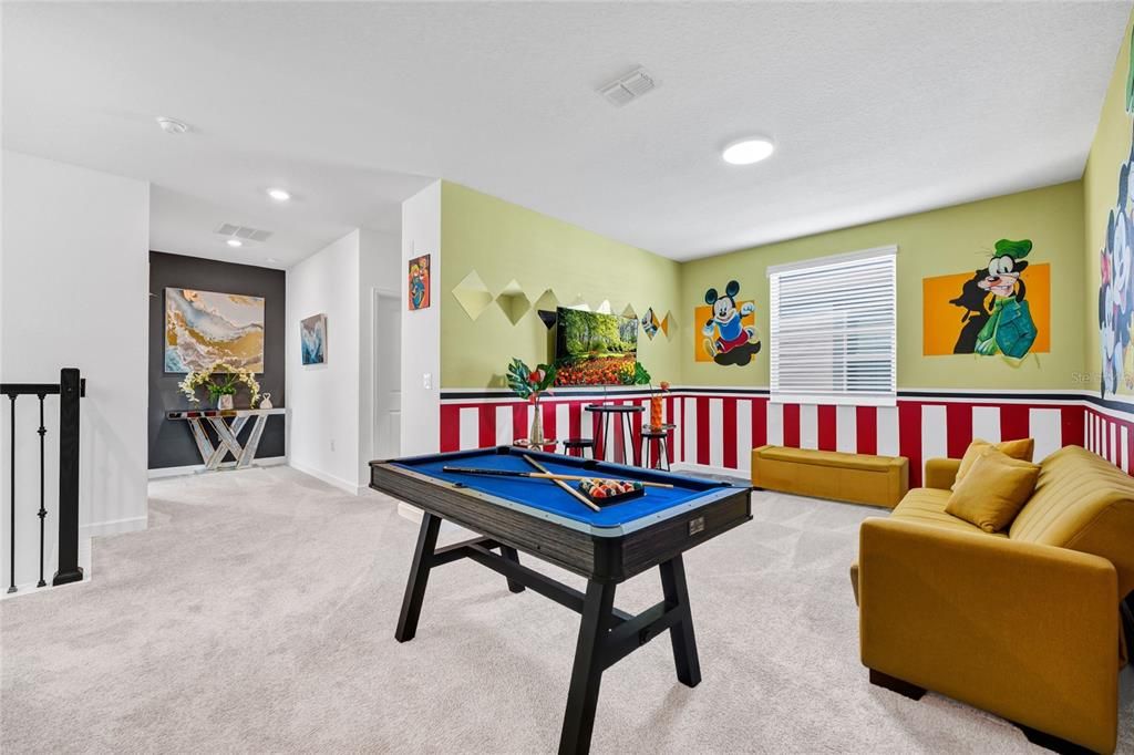 For Sale: $598,000 (6 beds, 5 baths, 3291 Square Feet)