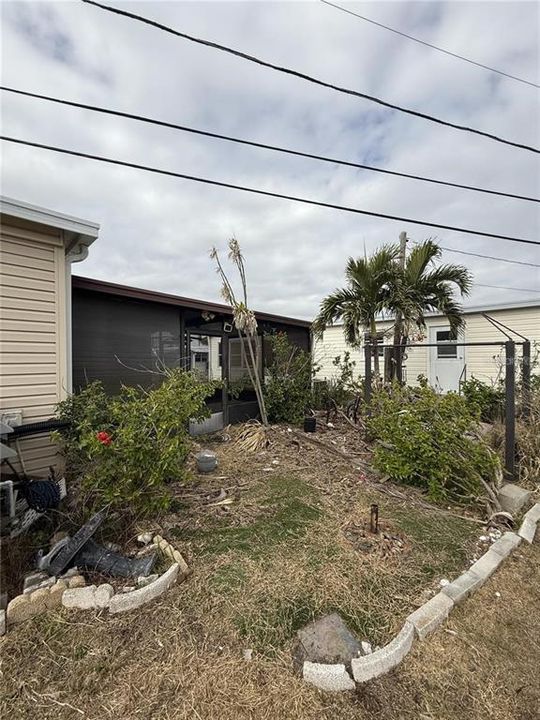 待售: $198,780 (2 贝兹, 2 浴室, 1218 平方英尺)