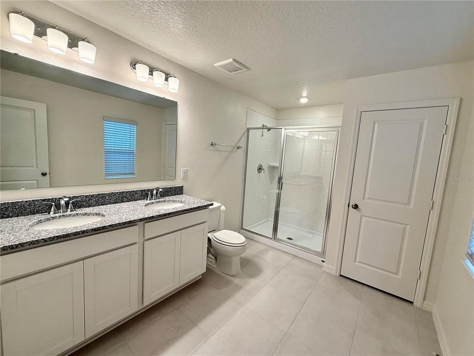 En Renta: $2,600 (4 camas, 2 baños, 2168 Pies cuadrados)