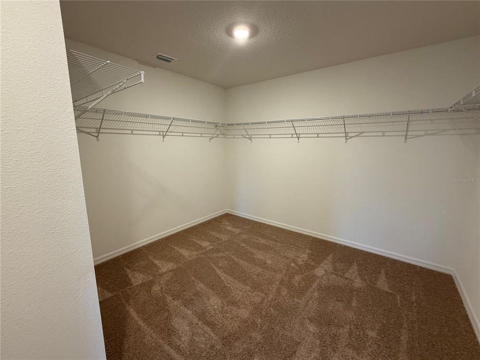 En Renta: $2,600 (4 camas, 2 baños, 2168 Pies cuadrados)