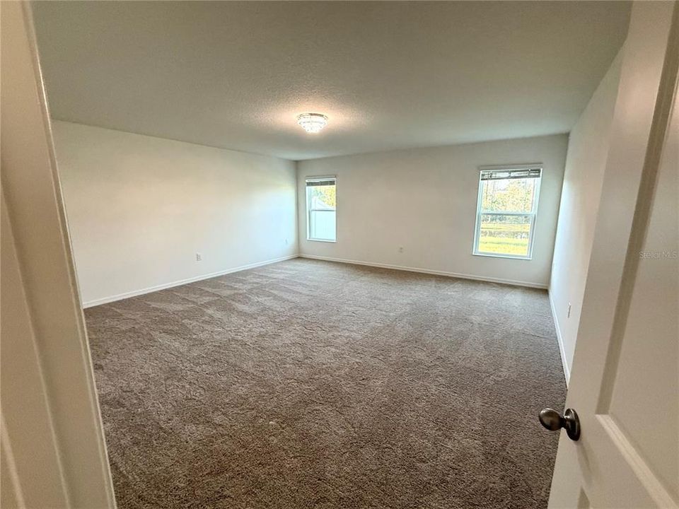 En Renta: $2,600 (4 camas, 2 baños, 2168 Pies cuadrados)