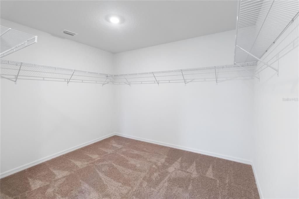 В аренду: $2,600 (4 спален, 2 ванн, 2168 Квадратных фут)