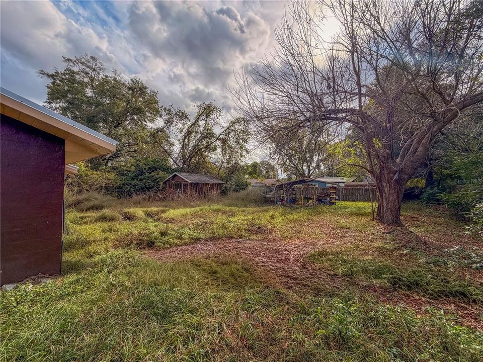 На продажу: $240,000 (4 спален, 2 ванн, 1539 Квадратных фут)