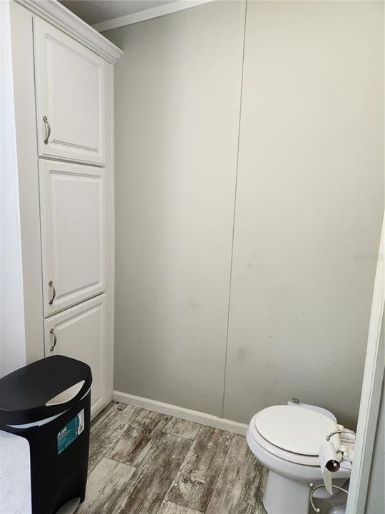 На продажу: $395,000 (4 спален, 2 ванн, 2460 Квадратных фут)