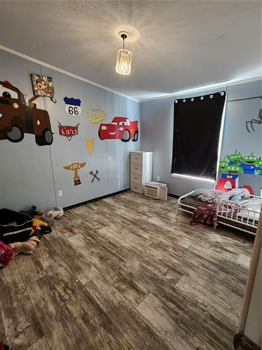 На продажу: $395,000 (4 спален, 2 ванн, 2460 Квадратных фут)