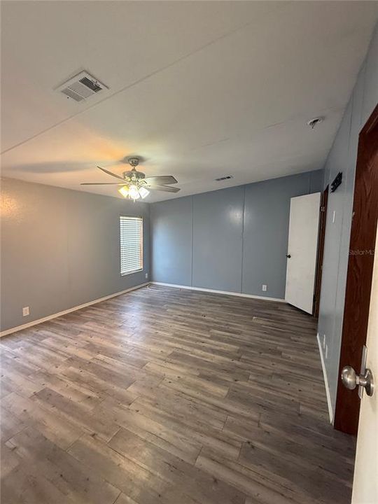 En Venta: $169,900 (4 camas, 2 baños, 1620 Pies cuadrados)