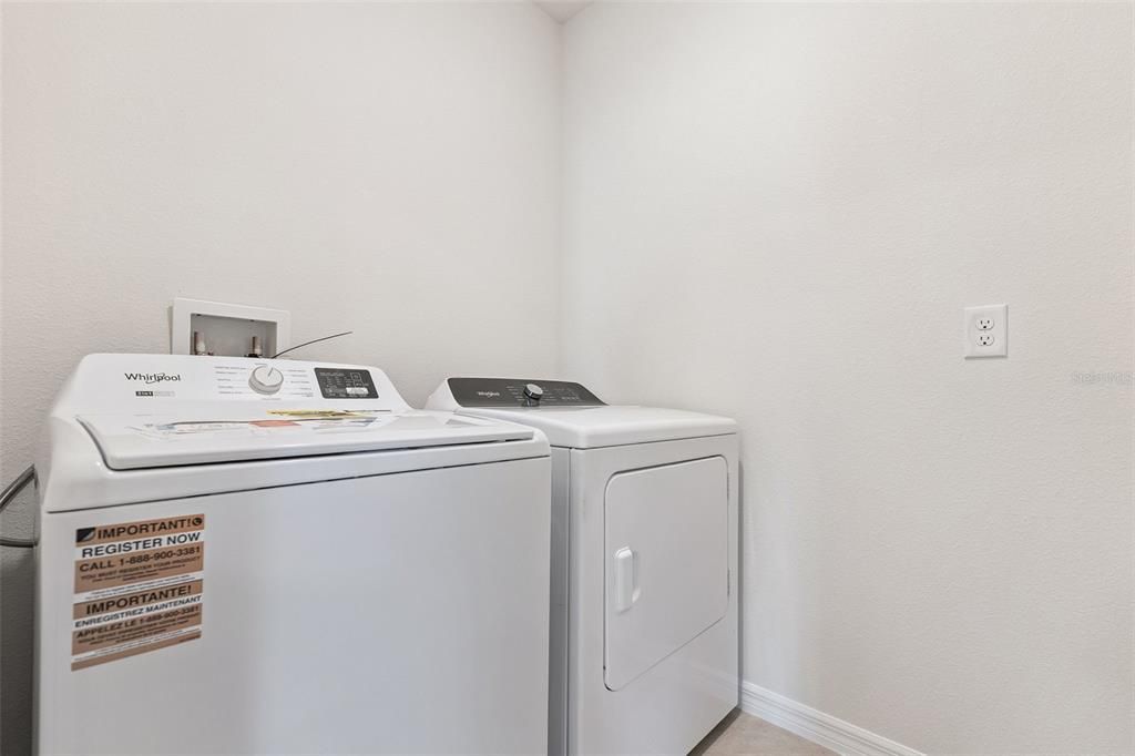 出租: $2,375 (4 贝兹, 2 浴室, 1828 平方英尺)