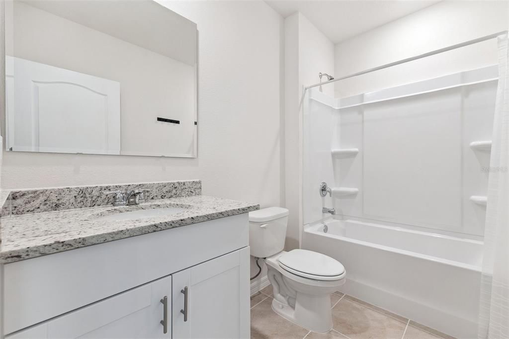 出租: $2,375 (4 贝兹, 2 浴室, 1828 平方英尺)