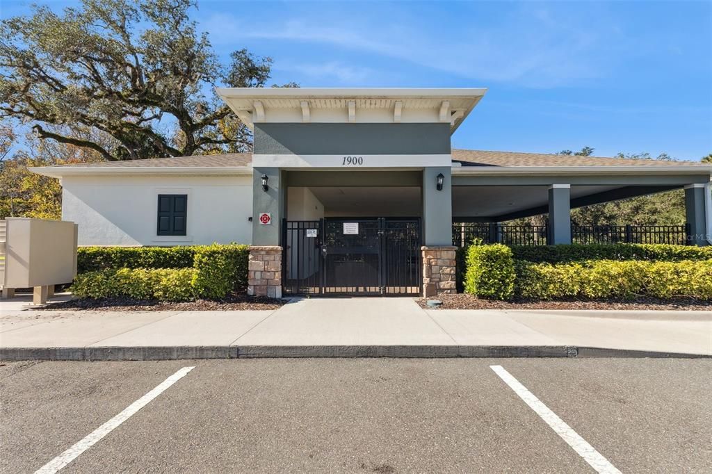 出租: $2,375 (4 贝兹, 2 浴室, 1828 平方英尺)